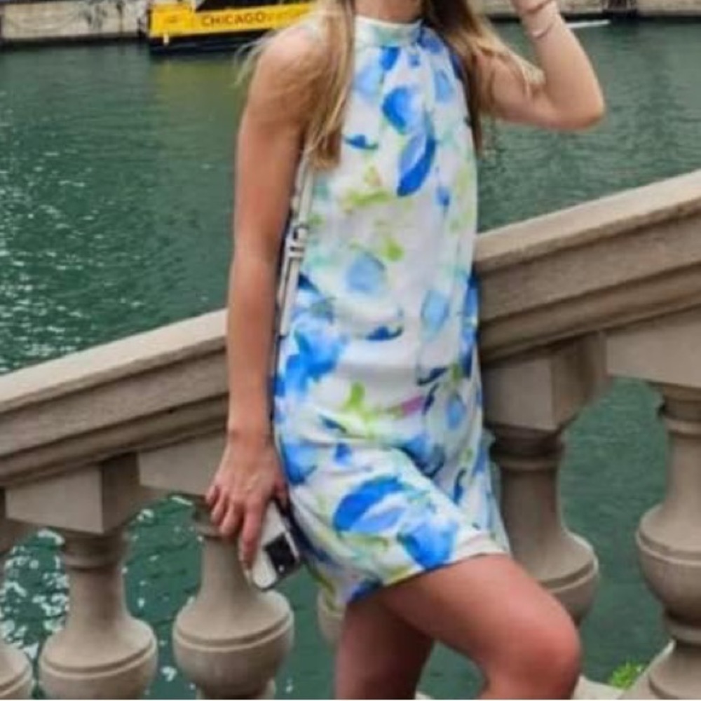 white and blue summer dress‎